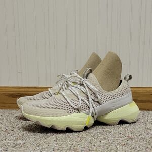 Sorel Kinetic Impact Beige and Yellow Women's Sneakers, Sz 7.5